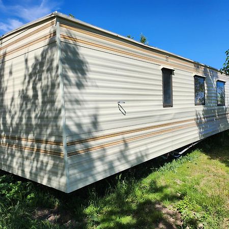 Chambres, Table D'Hotes Et Gites Les Mesanges Saint-Jean-de-Sauves Exterior foto